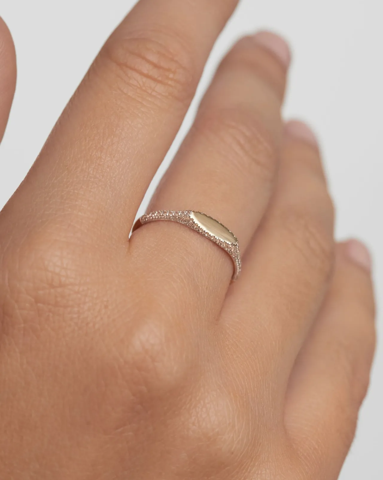 Anillos De Alta Joyería|Anillos De Alta Joyería-PDPAOLA Anillo Sello de Diamantes y Oro Tess