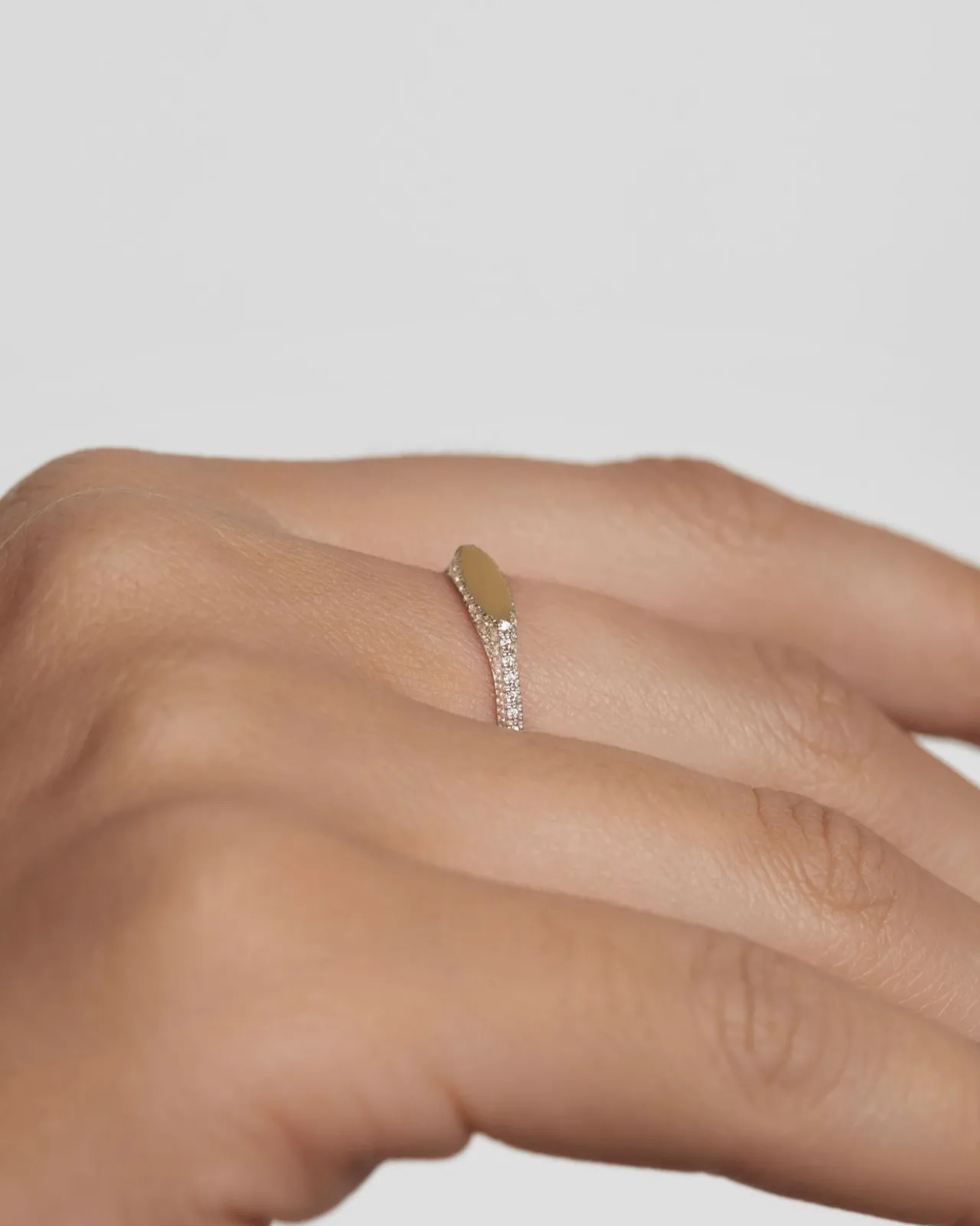 Anillos De Alta Joyería|Anillos De Alta Joyería-PDPAOLA Anillo Sello de Diamantes y Oro Tess